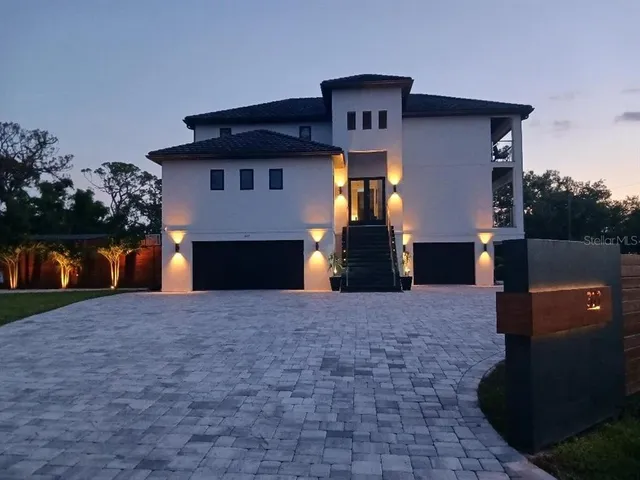 $1,999,000 | 327 Roberts Road, Nokomis, FL 34275