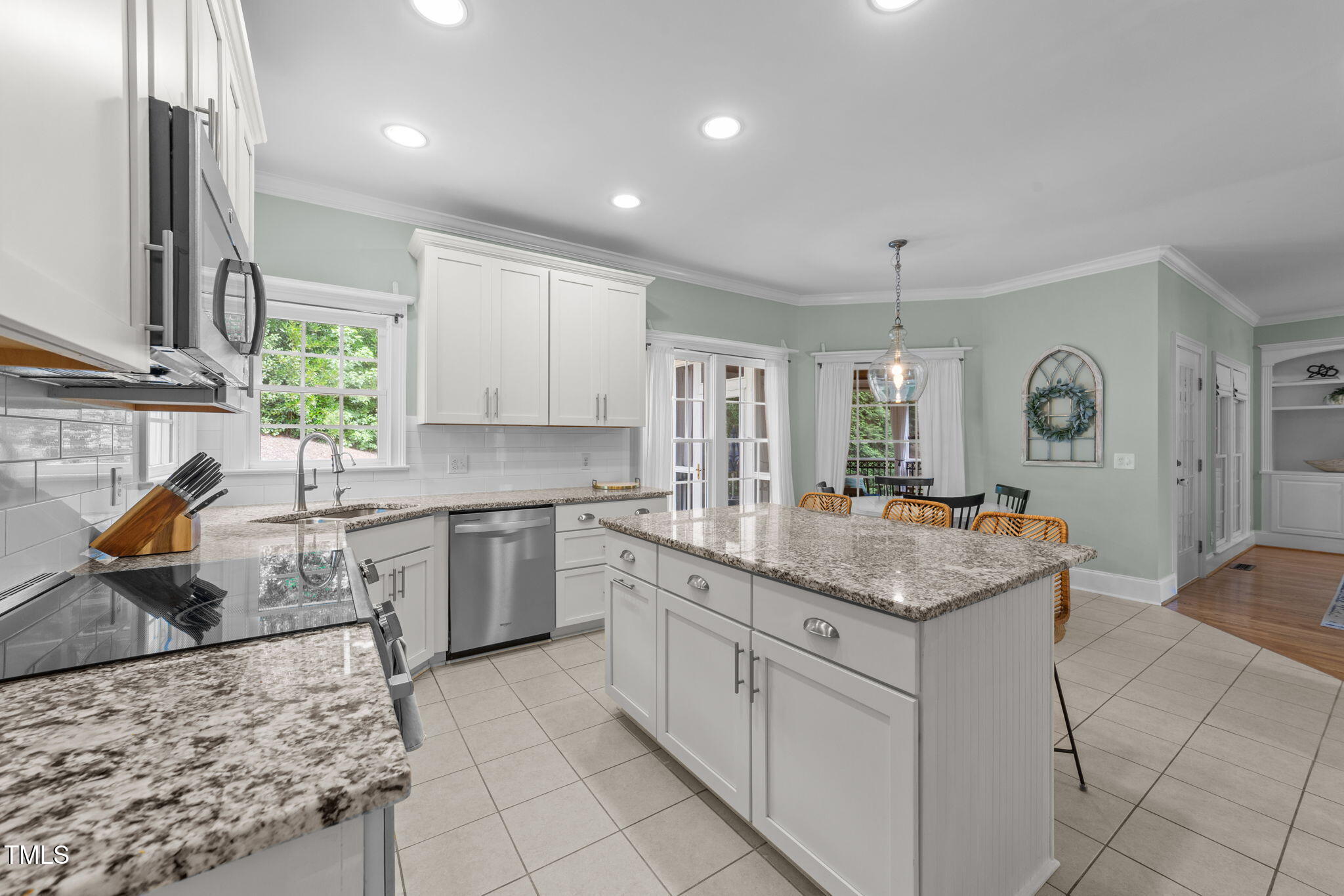 7908 Mayapple Place Raleigh, NC 27613 - Photo 3 of 40 2.1-31-web-or-mls-VB4A3424