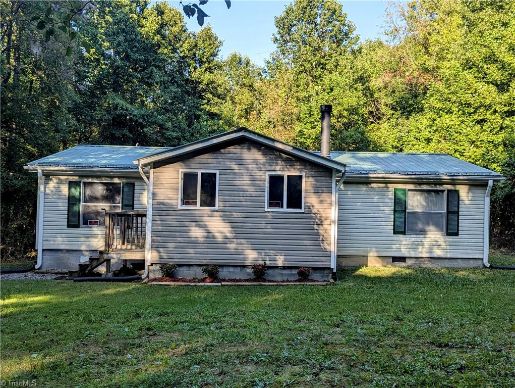 3636 Fall Creek Church Road Jonesville, NC 28642 - Photo 1 of 18 Gallery Image 1