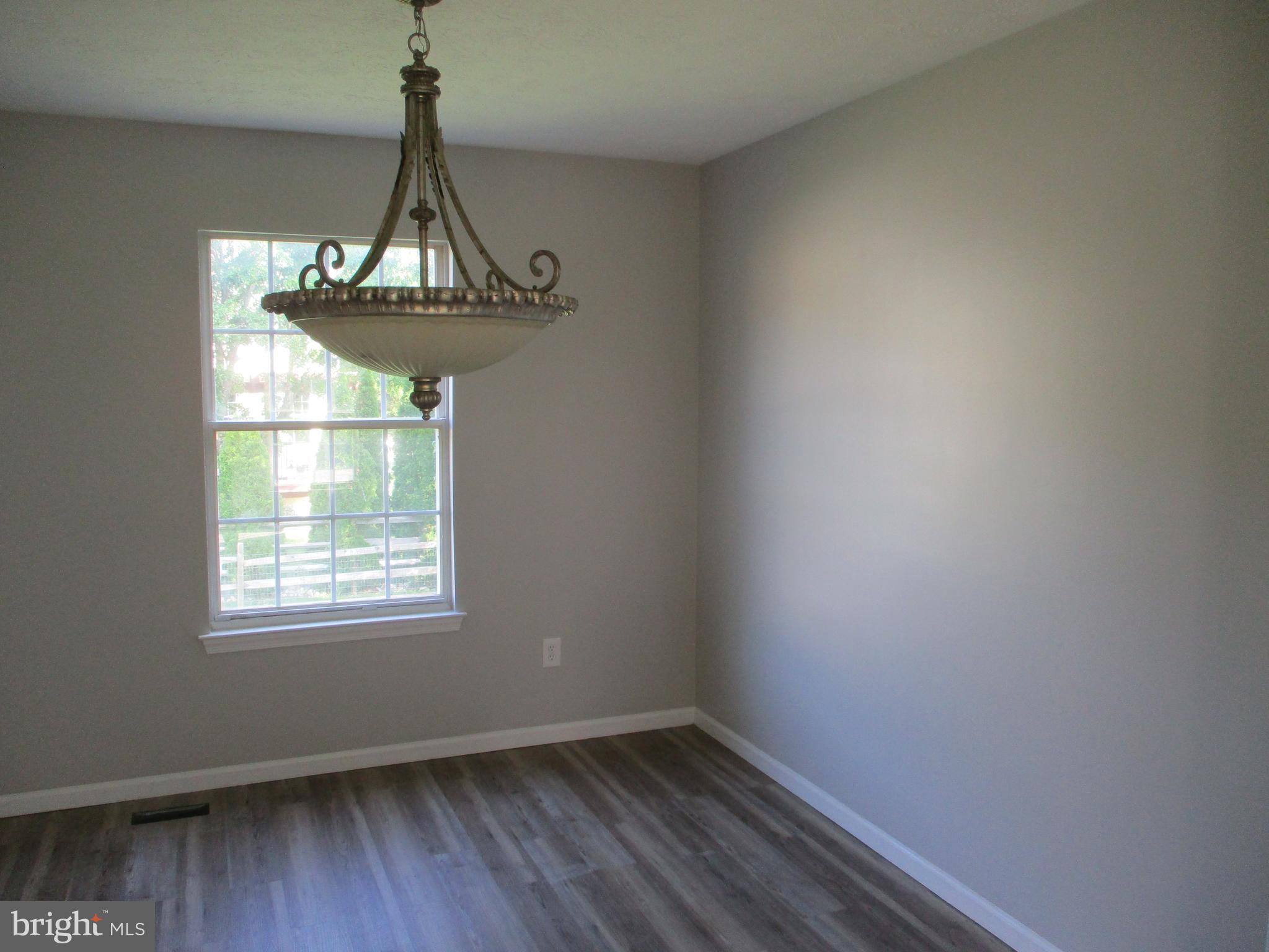 208 Yosemite Drive Bear, DE 19701 - Photo 3 of 15