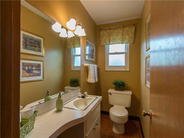 4383 Castleton Road West, Unit KNOLLS Columbus, OH 43220 - Photo 8 of 20