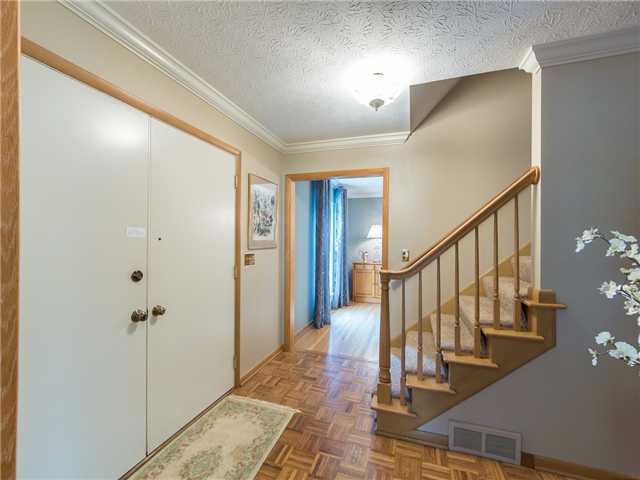 4383 Castleton Road West, Unit KNOLLS Columbus, OH 43220 - Photo 9 of 20