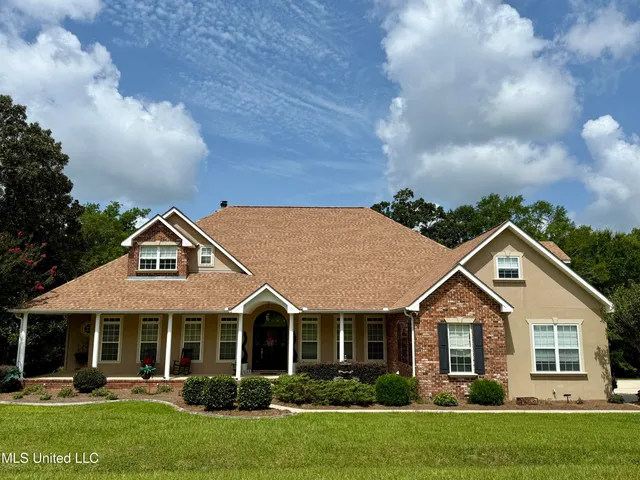 $599,000 | 8289 Ridgewood Road, Kiln, MS 39556