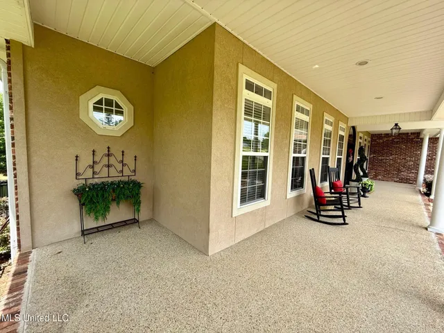 $599,000 | 8289 Ridgewood Road, Kiln, MS 39556