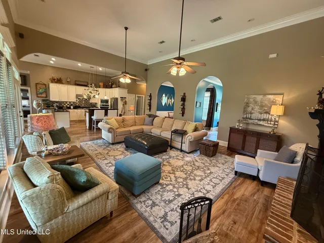 $599,000 | 8289 Ridgewood Road, Kiln, MS 39556