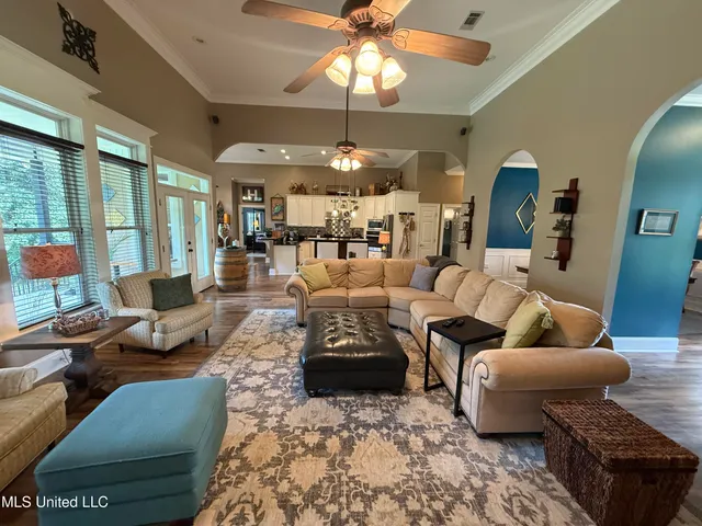 $599,000 | 8289 Ridgewood Road, Kiln, MS 39556