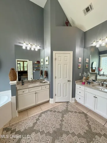 $599,000 | 8289 Ridgewood Road, Kiln, MS 39556