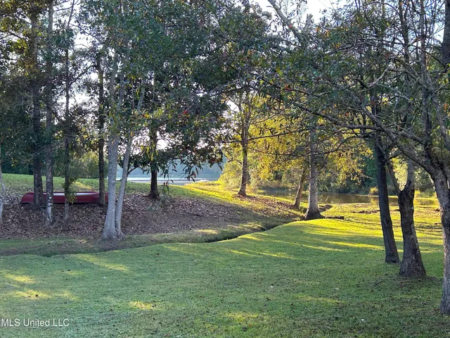 $599,000 | 8289 Ridgewood Road, Kiln, MS 39556