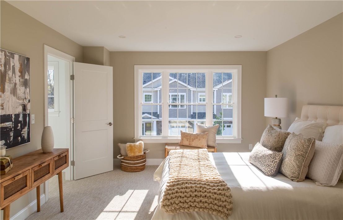 25 Franklin Road, Unit 11 East Greenwich, RI 02818 - Photo 17 of 37