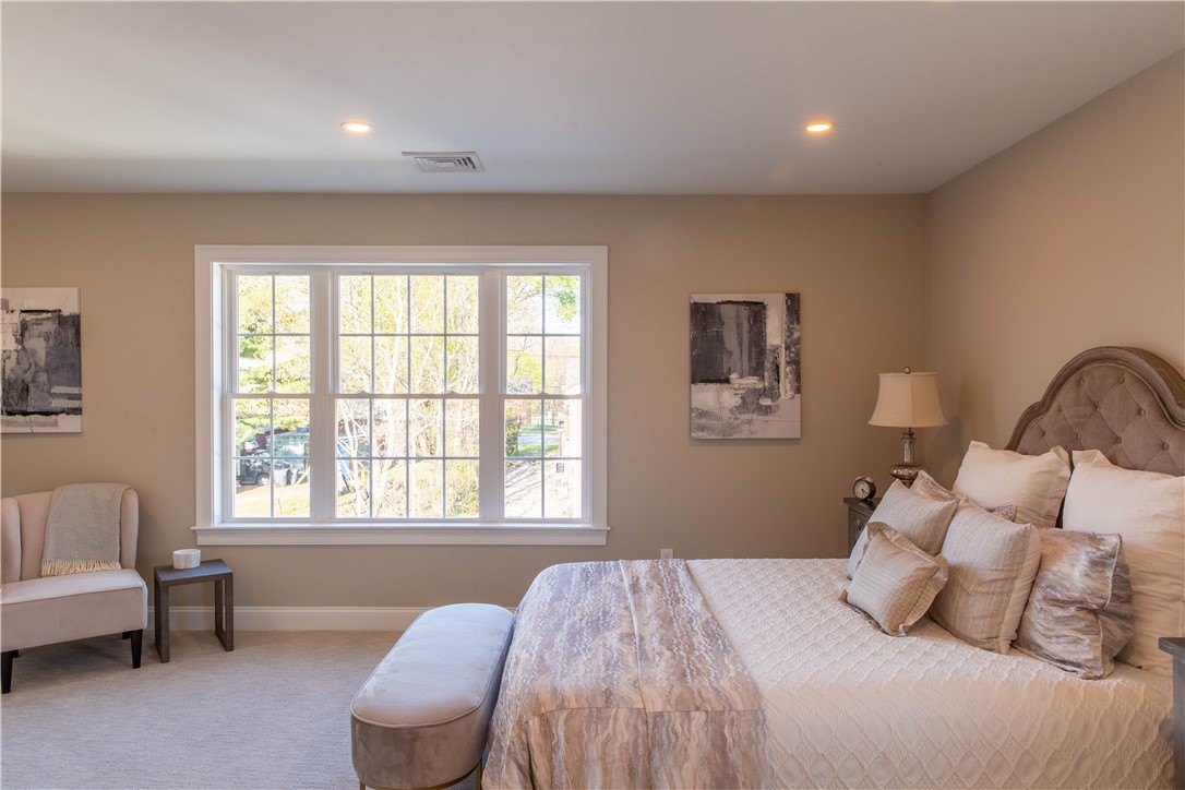 25 Franklin Road, Unit 11 East Greenwich, RI 02818 - Photo 22 of 37