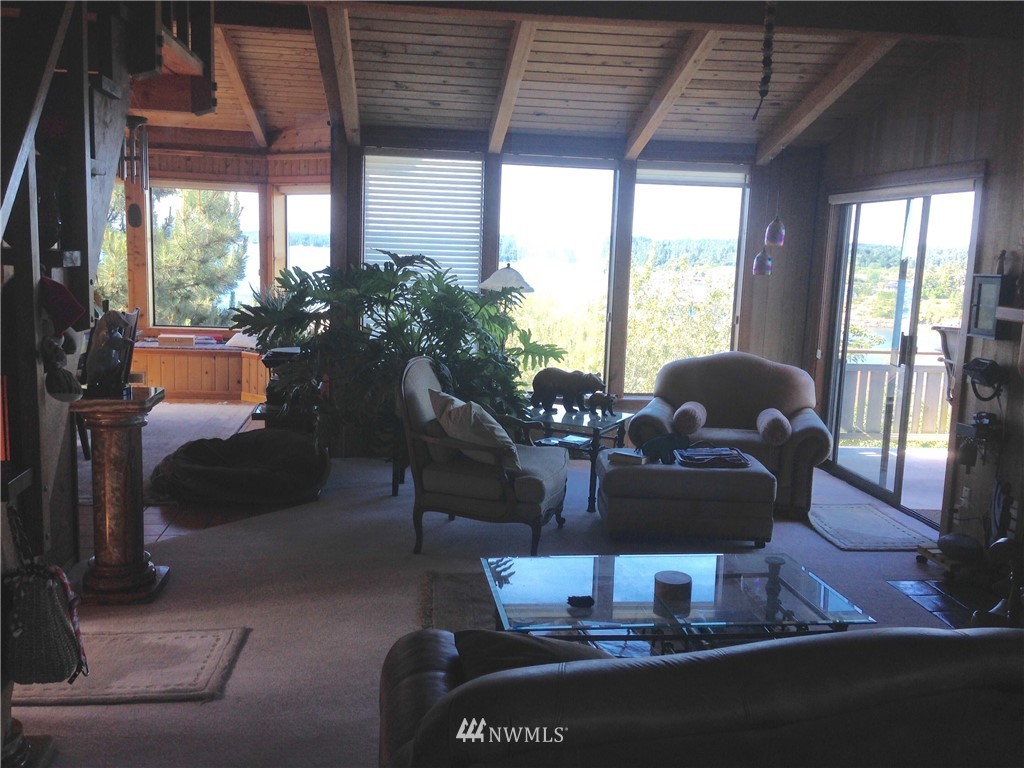 164 Pelican Way Friday Harbor, WA 98250 - Photo 10 of 13 a living room with furniture and a large window