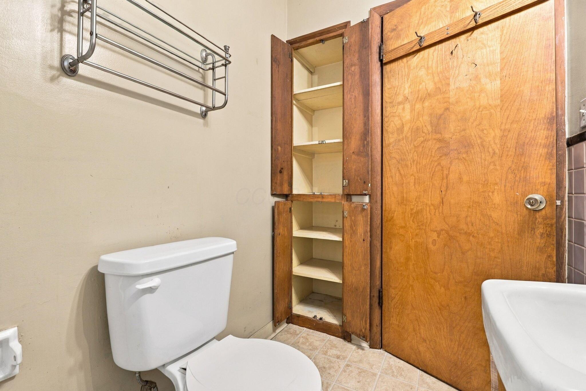 565 South Hampton Road Columbus, OH 43213 - Photo 28 of 39 29-web-or-mls-0D3A8430