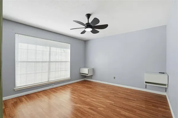 $185,000 | 2535 Wedglea Drive, Unit F127, Dallas, TX 75211