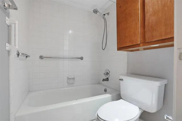 $190,000 | 2535 Wedglea Drive, Unit F127, Dallas, TX 75211