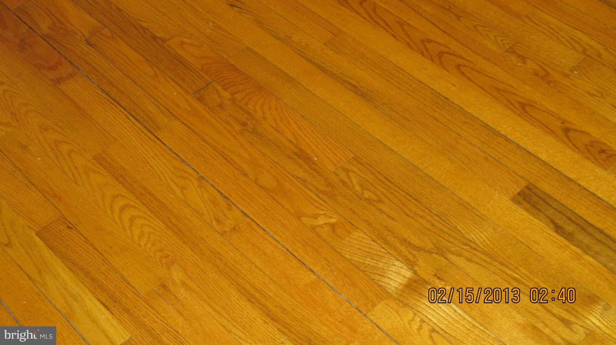 8221 Higham Road Lorton, VA 22079 - Photo 15 of 30 Hardwoods