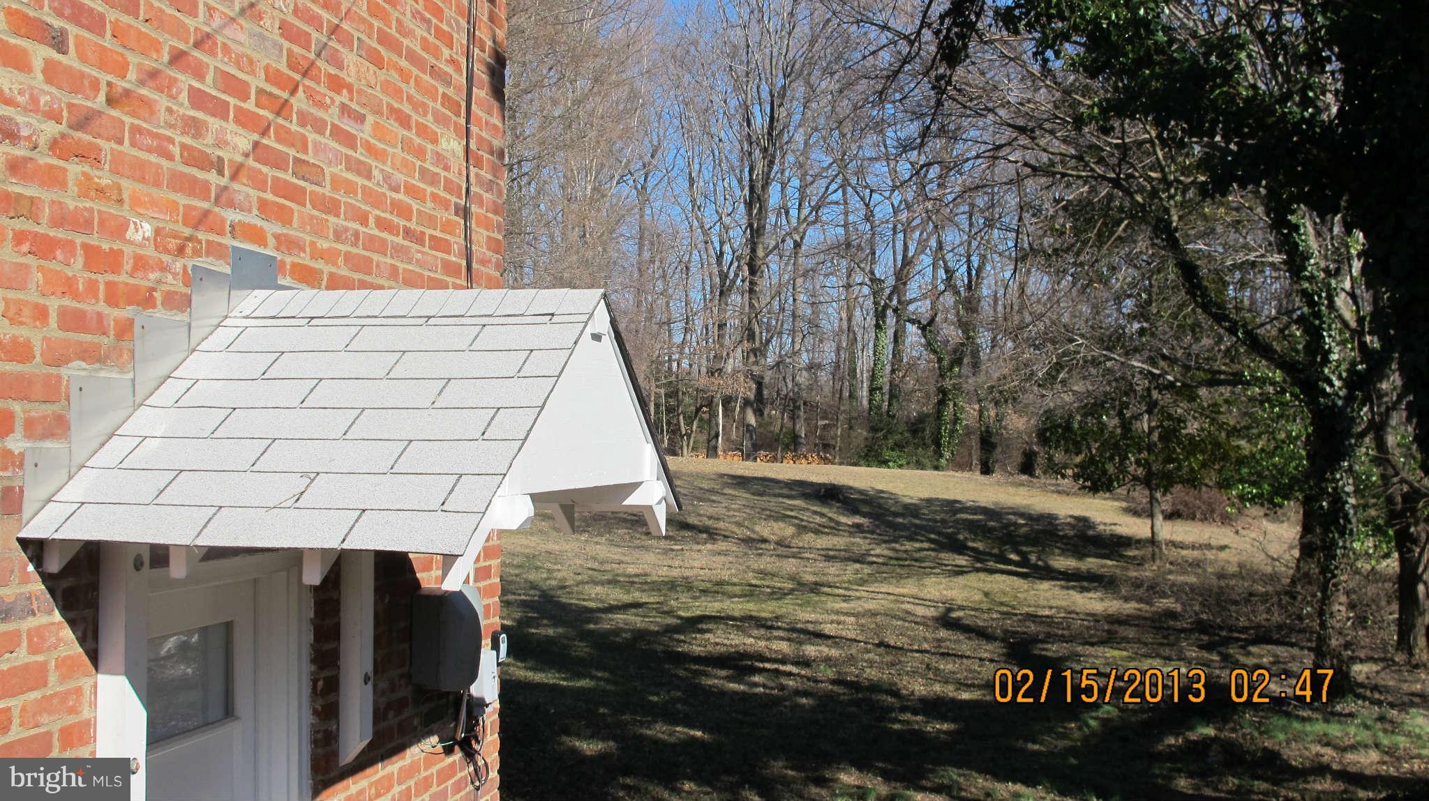 8221 Higham Road Lorton, VA 22079 - Photo 30 of 30 Side entrance to lower level