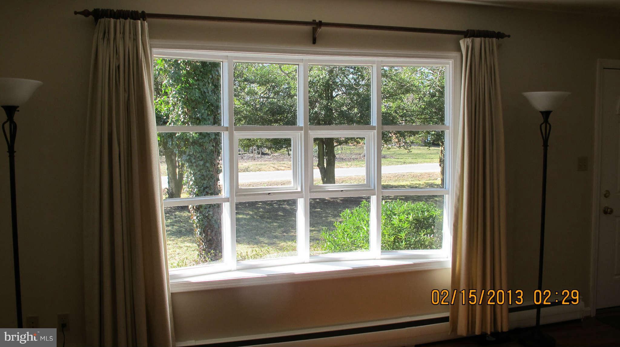 8221 Higham Road Lorton, VA 22079 - Photo 5 of 30 Living Room with bay window