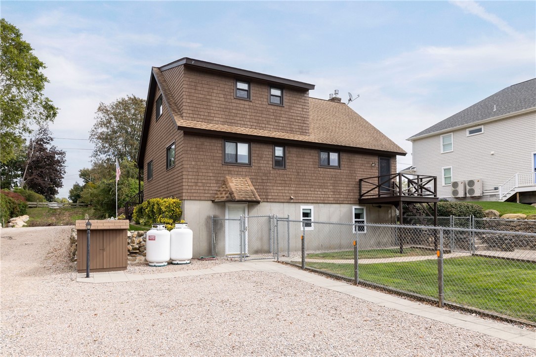 82 Uzzi Avenue Westerly, RI 02891 - Photo 39 of 44