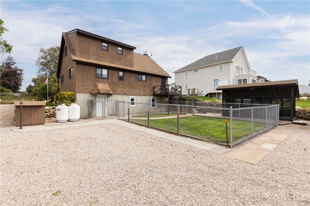 82 Uzzi Avenue Westerly, RI 02891 - Photo 42 of 44