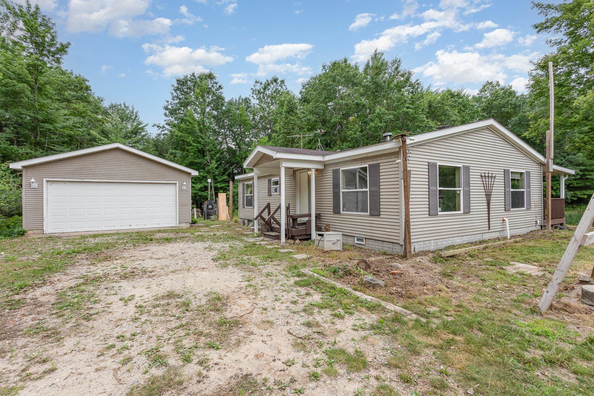 3712 West Fike Road Coleman, MI 48618 - Photo 3 of 34 Gallery Image 3