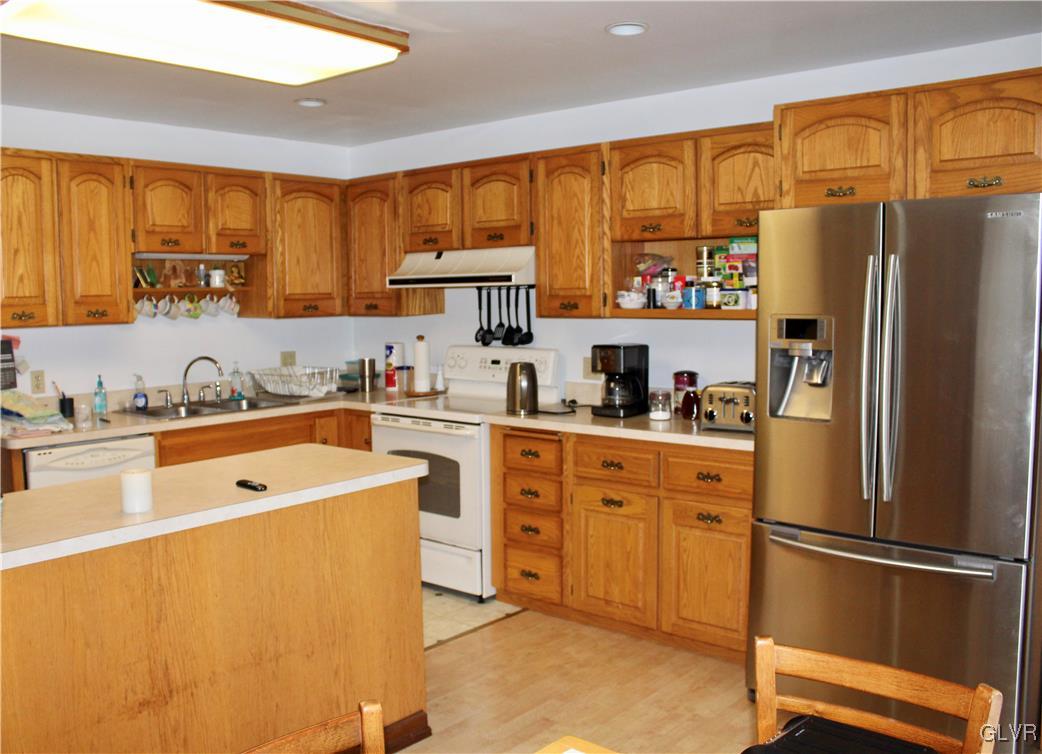 4301 Hecktown Road Bethlehem, PA 18020 - Photo 12 of 33 Gallery Image 12