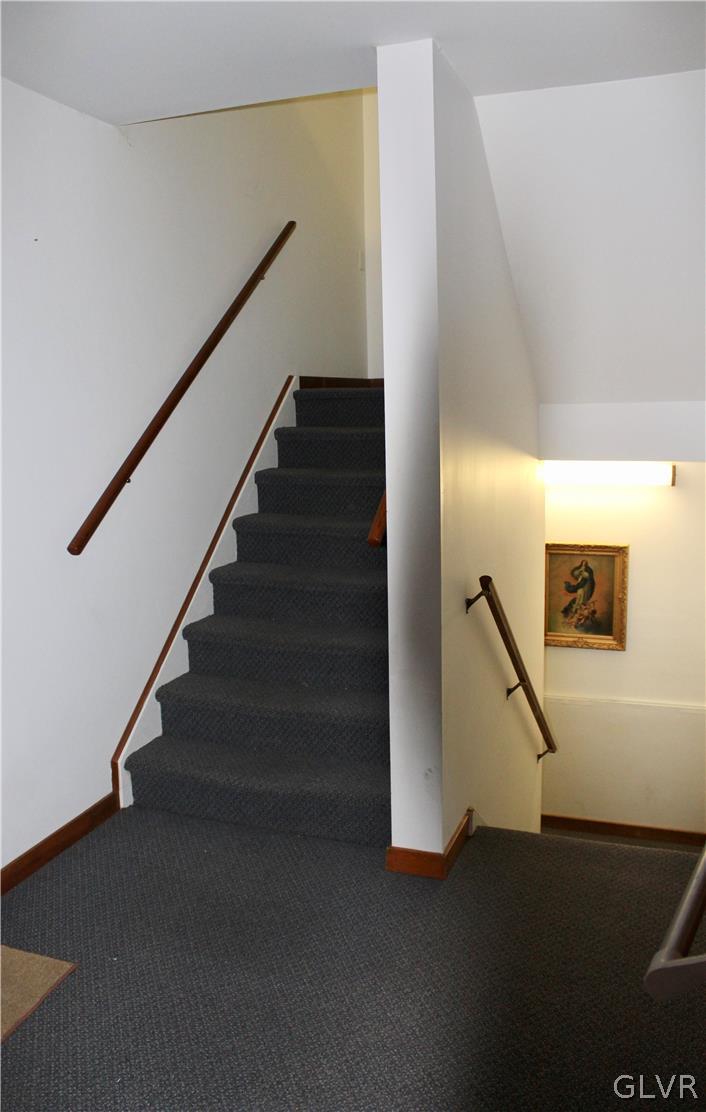 4301 Hecktown Road Bethlehem, PA 18020 - Photo 16 of 33 Gallery Image 16