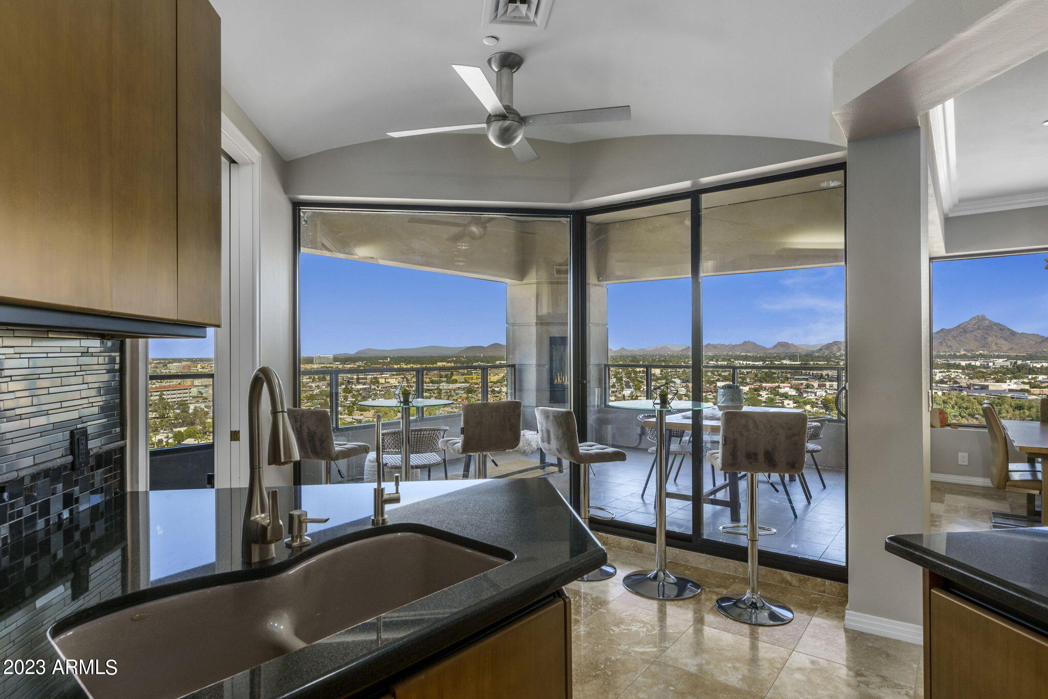 1040 East Osborn Road, Unit 1503 Phoenix, AZ 85014 - Photo 15 of 52 Kitchen View