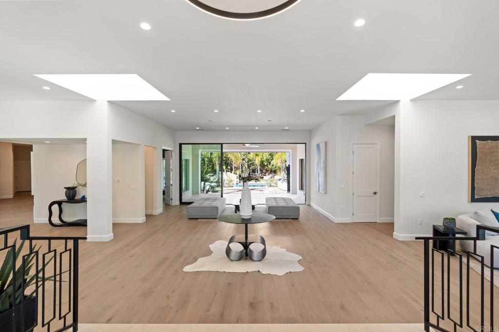 4647 Rancho Reposo Del Mar, CA 92014 - Photo 5 of 25