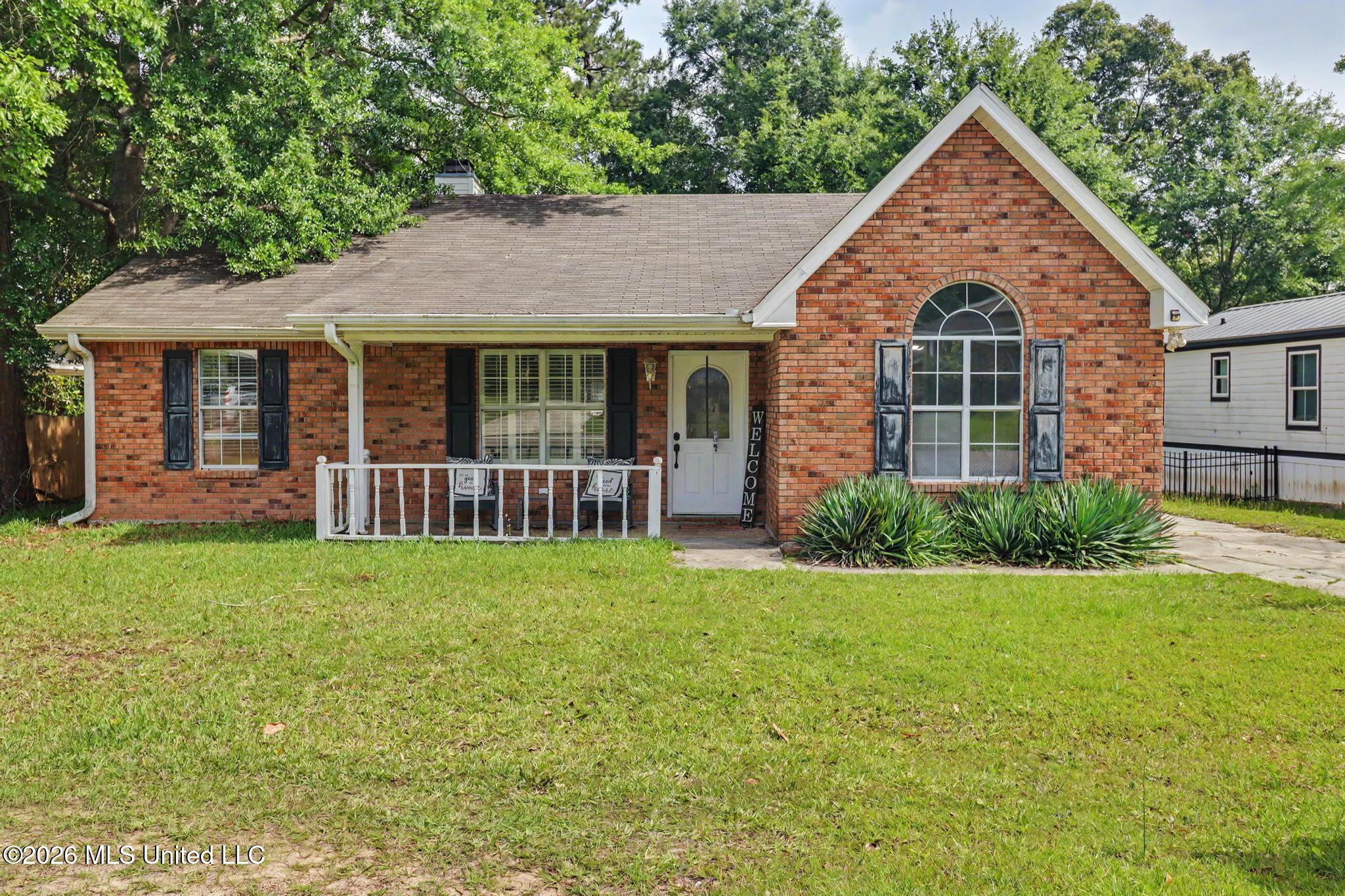 10757 Linohau Way Diamondhead, MS 39525 - Photo 1 of 23 IMG_2085