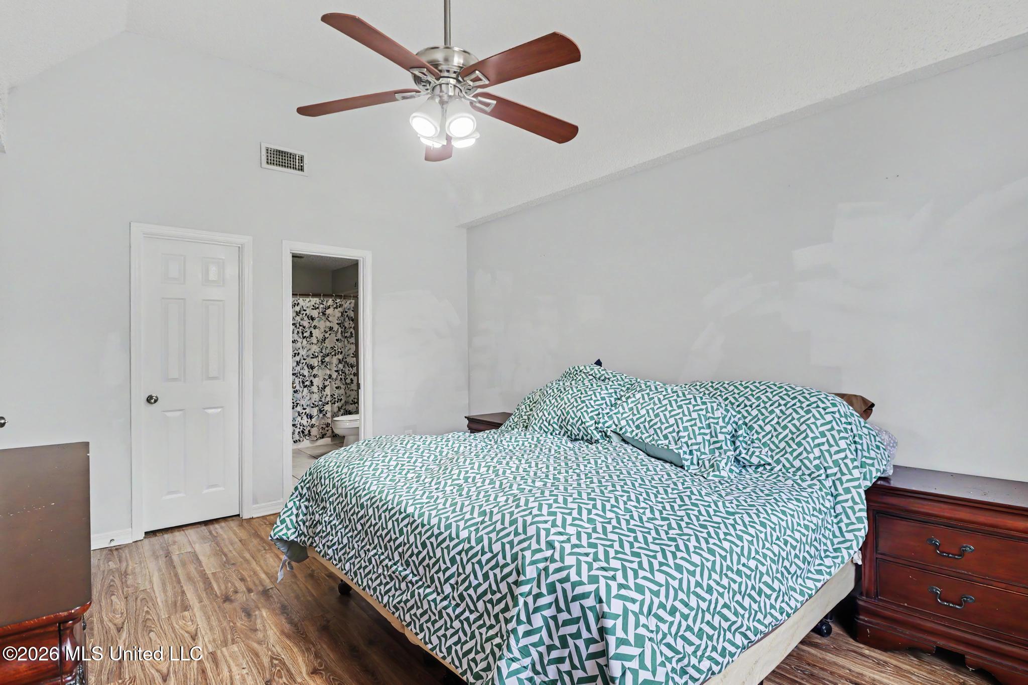 10757 Linohau Way Diamondhead, MS 39525 - Photo 11 of 23 IMG_2064