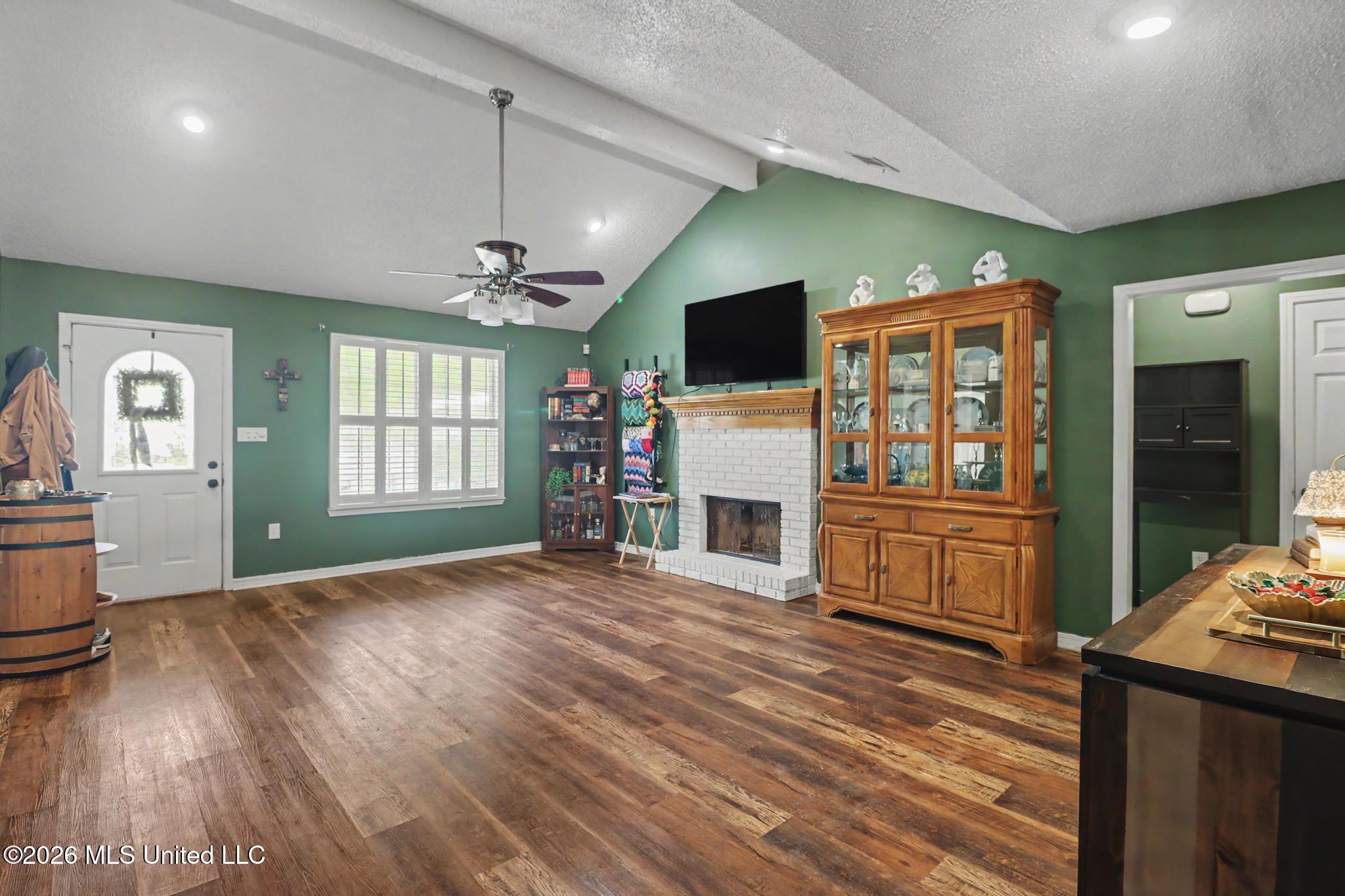10757 Linohau Way Diamondhead, MS 39525 - Photo 3 of 23 00