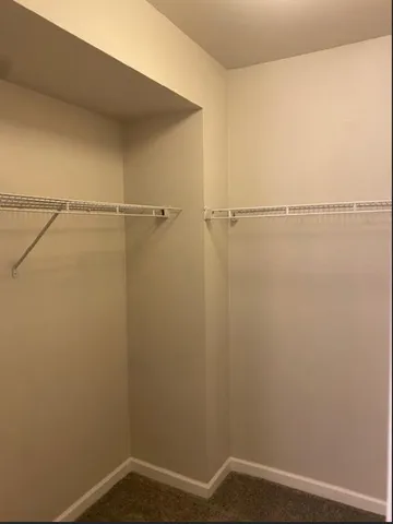 $1,900 | 6174 Knoll Ln Court, Unit 101, Willowbrook, IL 60527