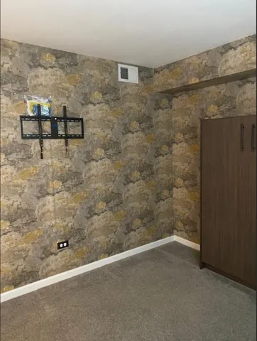 $1,900 | 6174 Knoll Ln Court, Unit 101, Willowbrook, IL 60527