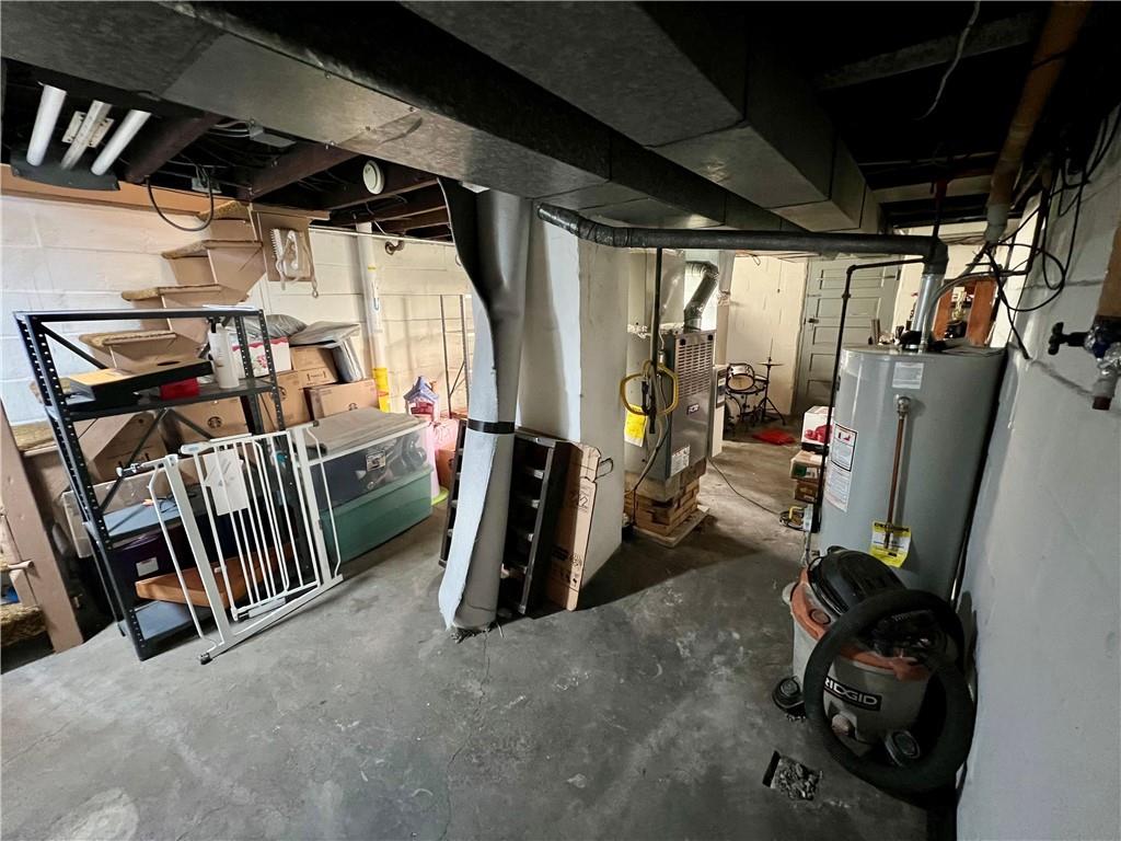 142 Alexander Avenue Strabane, PA 15363 - Photo 21 of 25 a view of a room with gym equipment