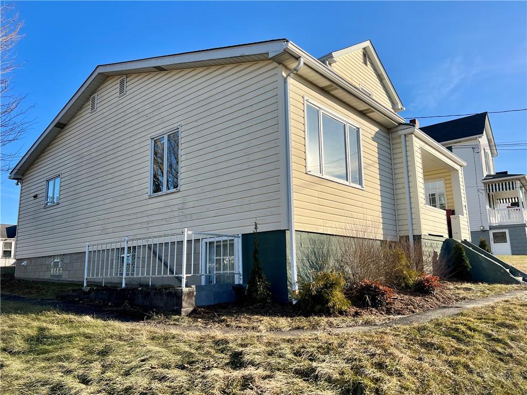 142 Alexander Avenue Strabane, PA 15363 - Photo 3 of 25 a front view of a house