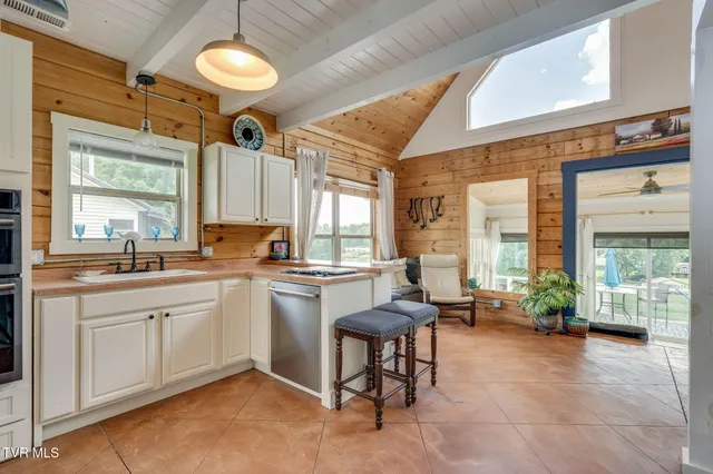 $699,000 | 129 Redman Lane, Gray, TN 37615