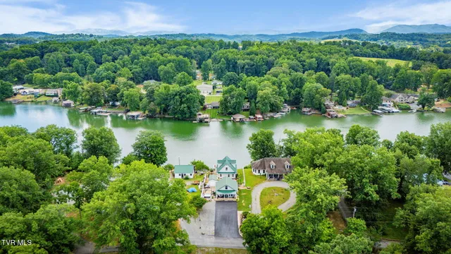 $699,000 | 129 Redman Lane, Gray, TN 37615