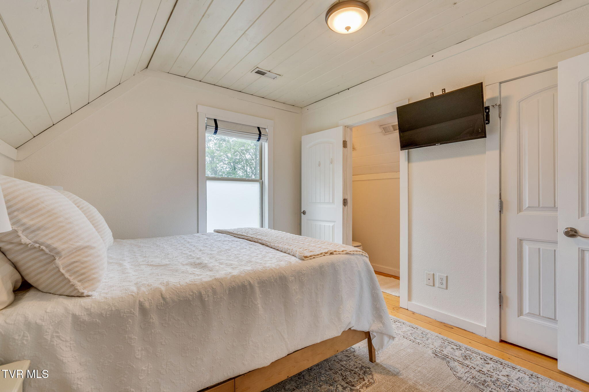 129 Redman Lane Gray, TN 37615 - Photo 24 of 66 044