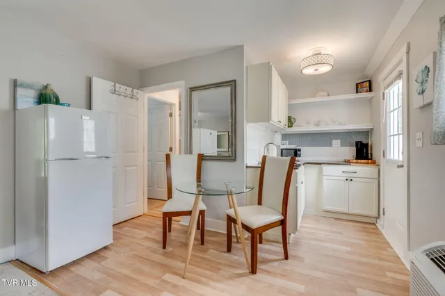 $699,000 | 129 Redman Lane, Gray, TN 37615