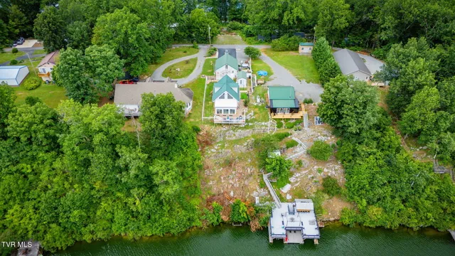 $699,000 | 129 Redman Lane, Gray, TN 37615