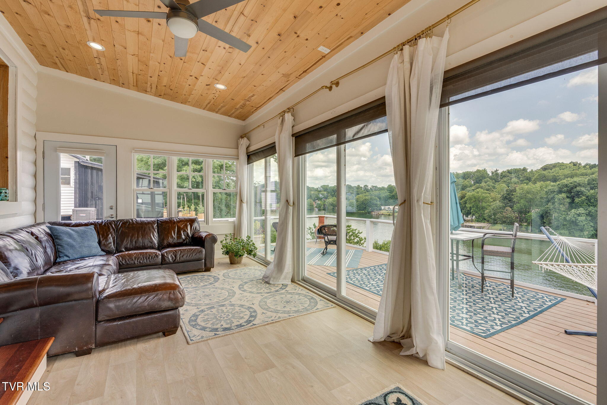 129 Redman Lane Gray, TN 37615 - Photo 10 of 66 030