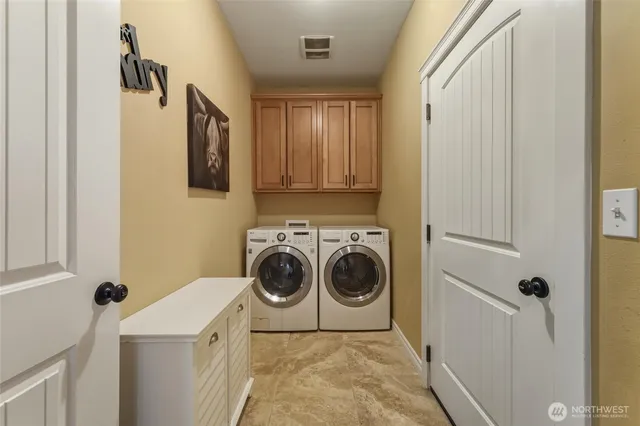 $457,000 | 817 Northeast Bunky Lane, College Place, WA 99324