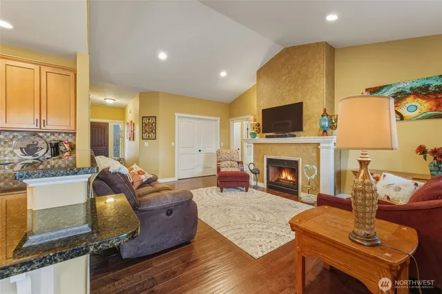 $457,000 | 817 Northeast Bunky Lane, College Place, WA 99324