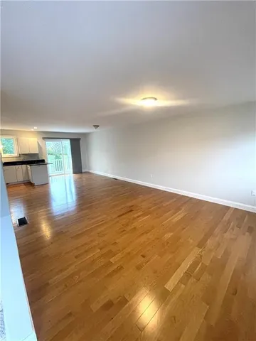 $2,800 | 34 Seafare Lane, Portsmouth, RI 02871