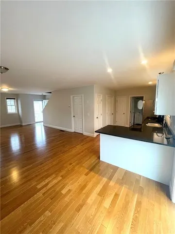 $2,800 | 34 Seafare Lane, Portsmouth, RI 02871