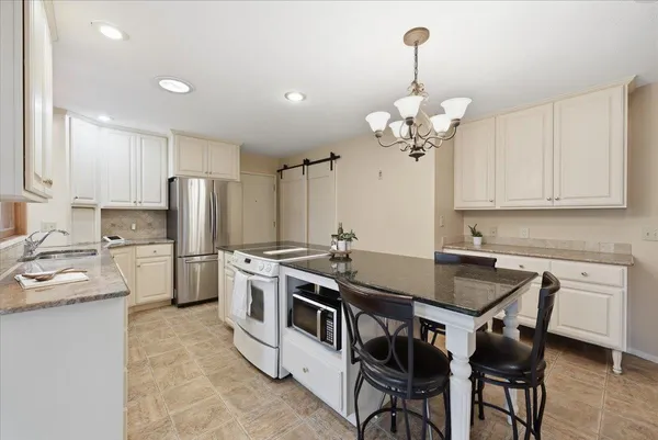 $508,750 | 1412 West Crestwood Court, Spokane, WA 99218