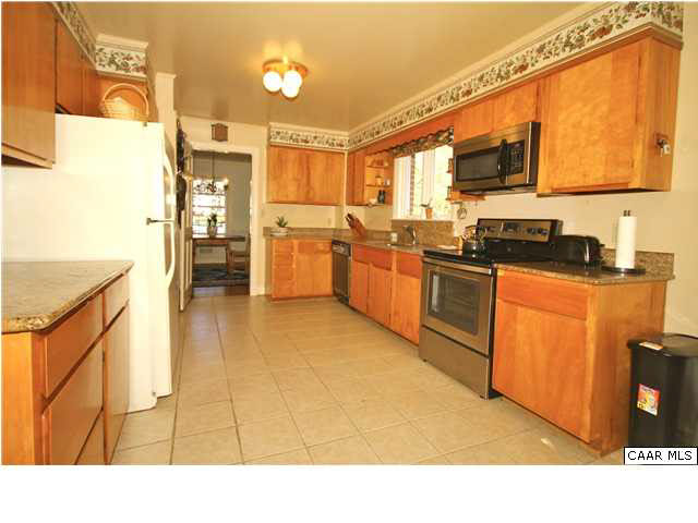 1430 Grove Road Charlottesville, VA 22901 - Photo 9 of 27 Large kitchen with granite counter tops, new glass top stove...