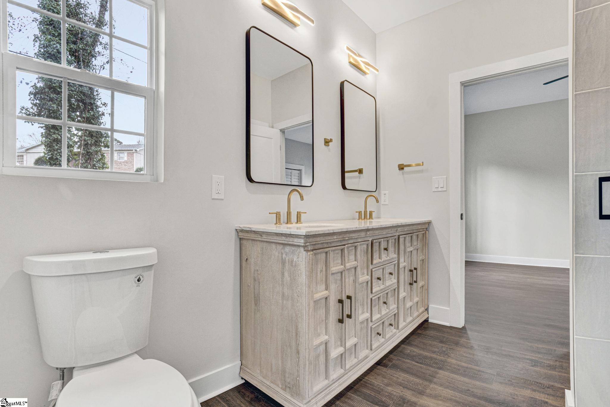 201 Stratford Road Greenville, SC 29605 - Photo 17 of 24