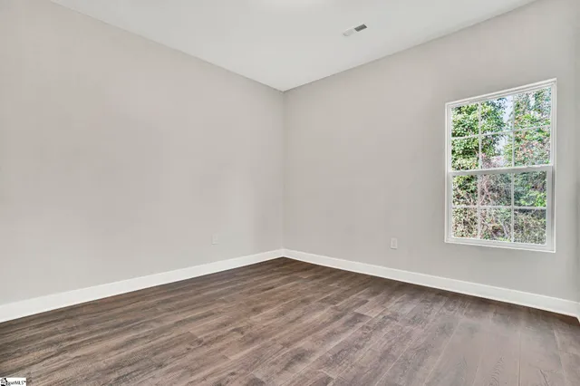 $309,900 | 201 Stratford Road, Greenville, SC 29605