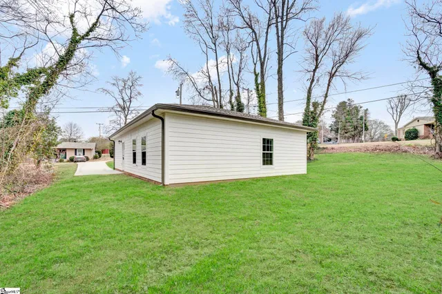 $309,900 | 201 Stratford Road, Greenville, SC 29605